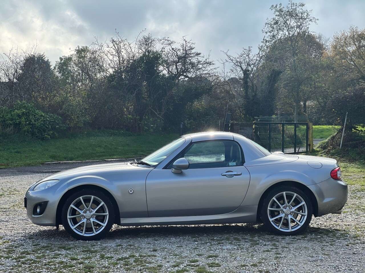 2011 MAZDA MX-5 2011 MAZDA MX-5