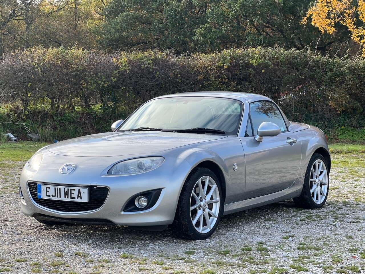 2011 MAZDA MX-5 2011 MAZDA MX-5