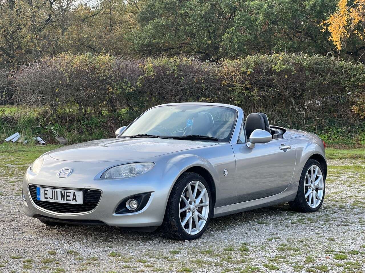 2011 MAZDA MX-5 2011 MAZDA MX-5