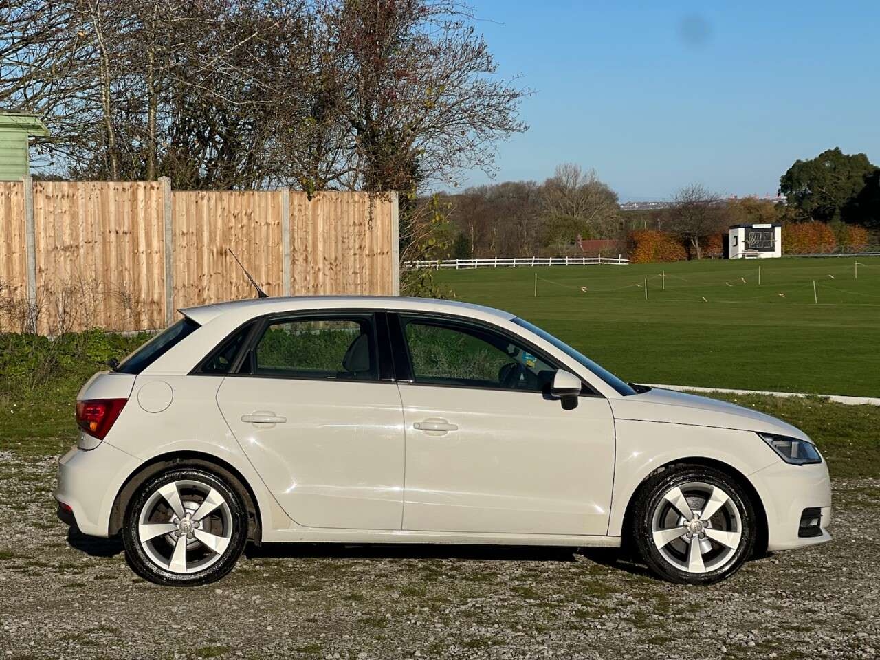 2017 AUDI A1 2017 AUDI A1