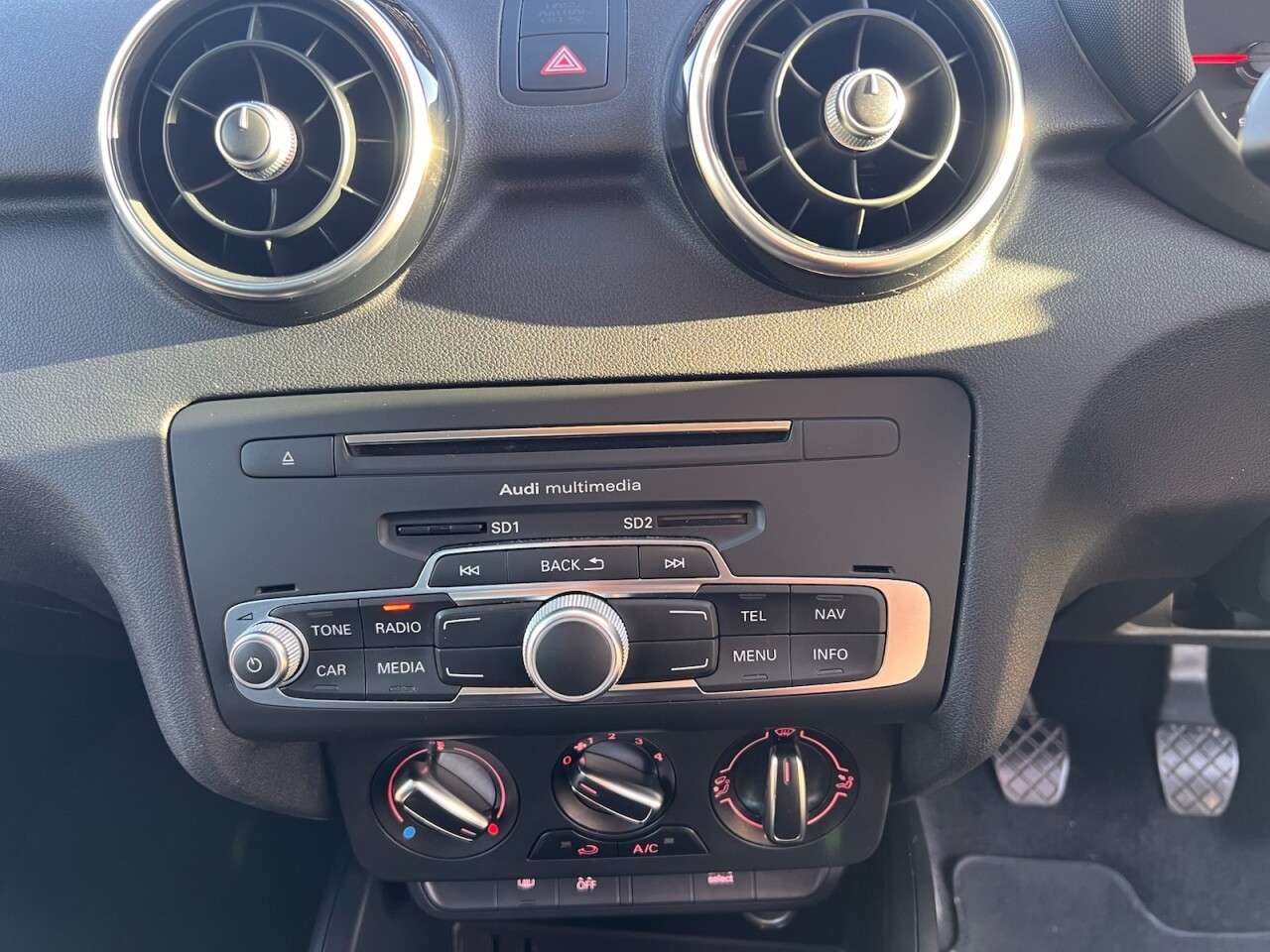 2017 AUDI A1 2017 AUDI A1