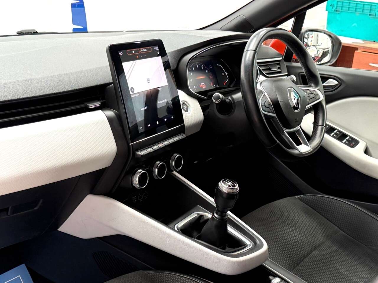 2021 RENAULT CLIO 2021 RENAULT CLIO