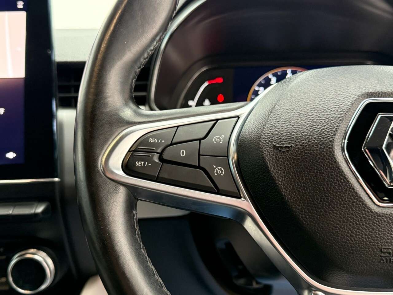 2021 RENAULT CLIO 2021 RENAULT CLIO