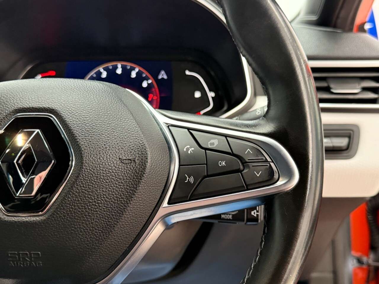 2021 RENAULT CLIO 2021 RENAULT CLIO