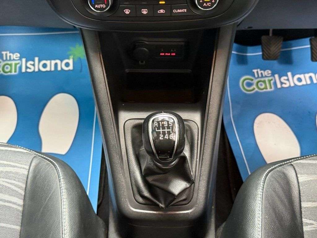 2016 KIA VENGA 2016 KIA VENGA