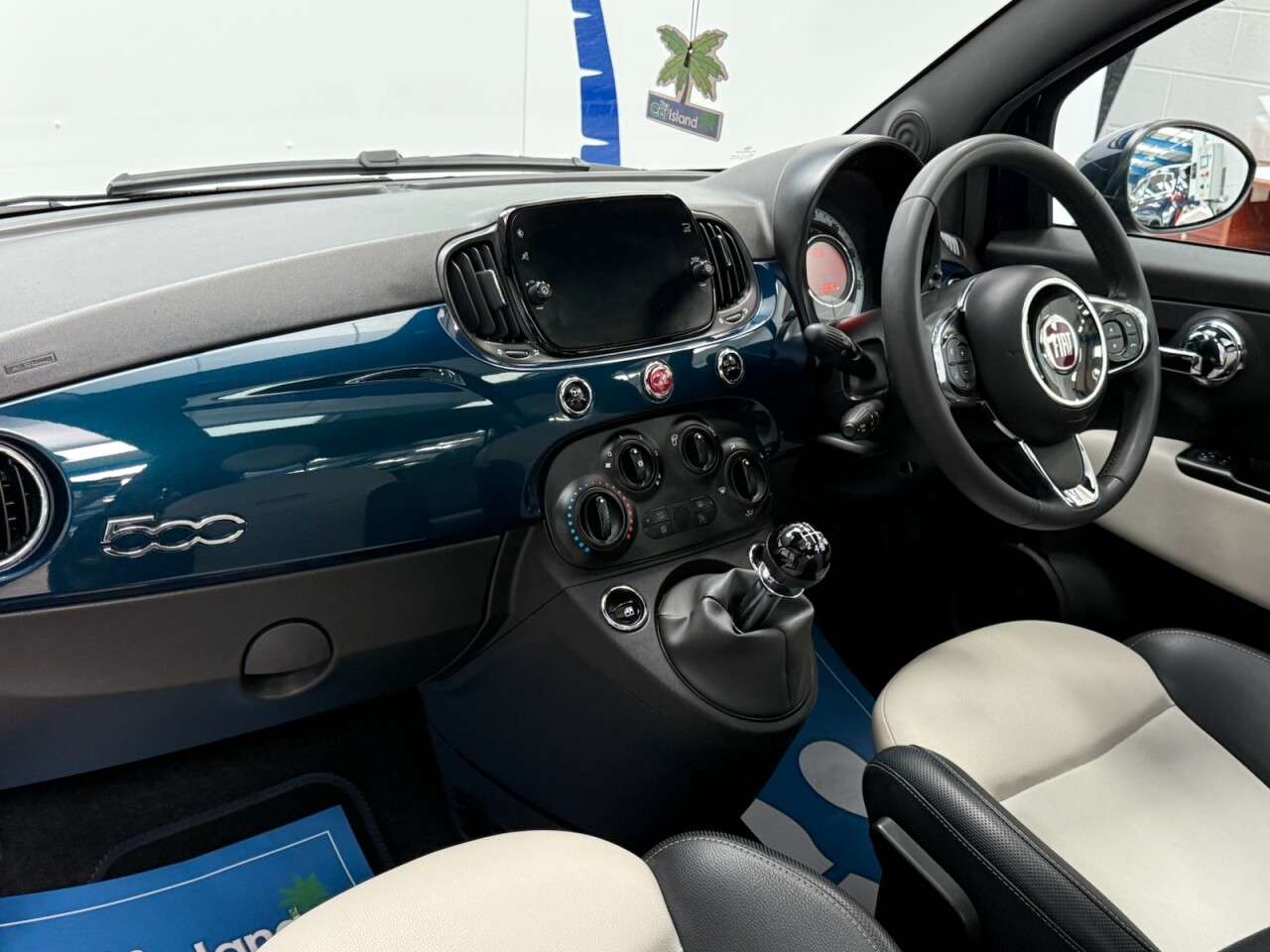 2023 FIAT 500 2023 FIAT 500