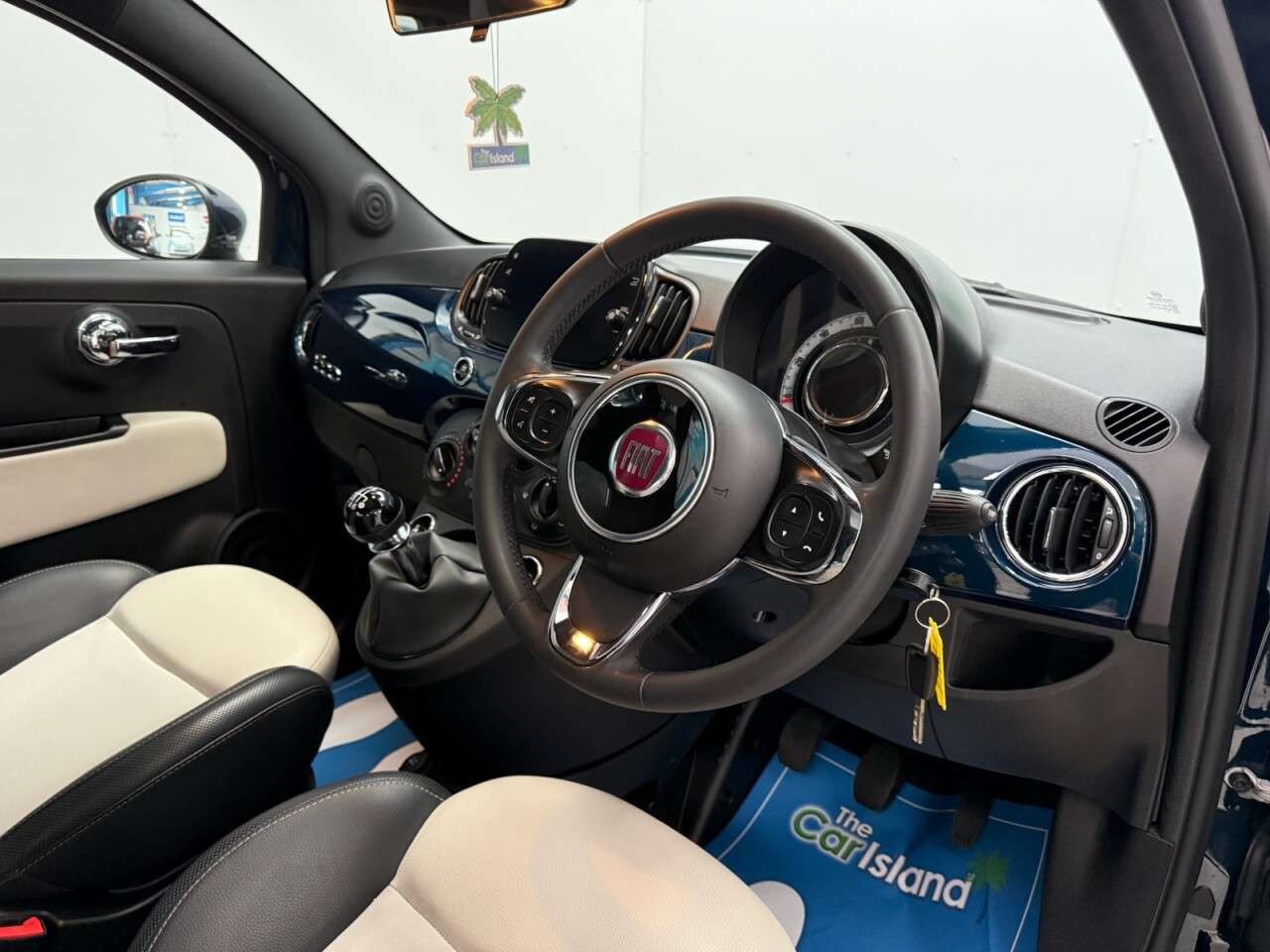 2023 FIAT 500 2023 FIAT 500