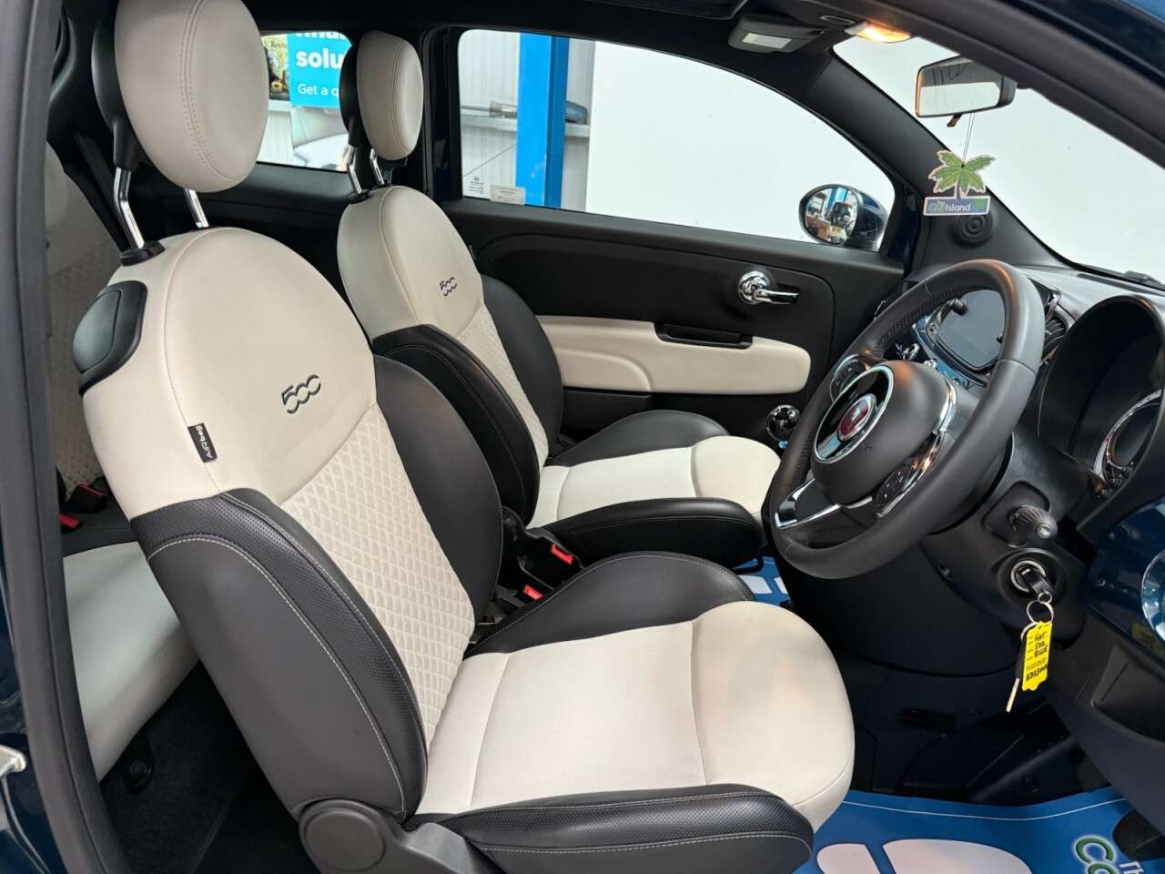 2023 FIAT 500 2023 FIAT 500