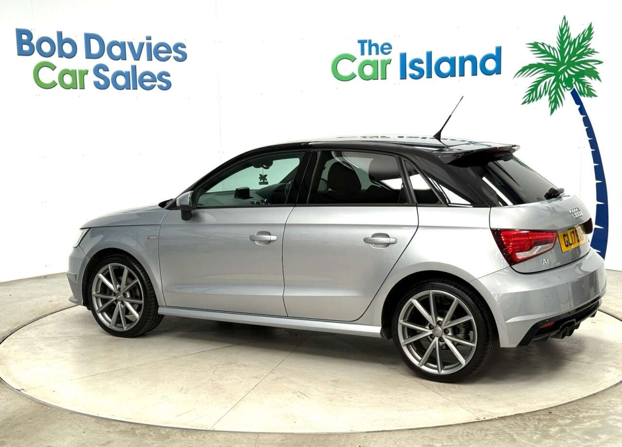 2017 AUDI A1 2017 AUDI A1