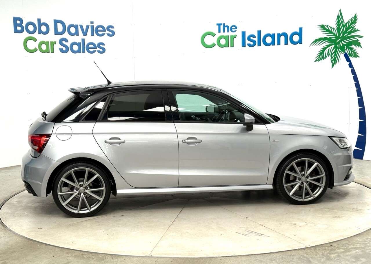 2017 AUDI A1 2017 AUDI A1