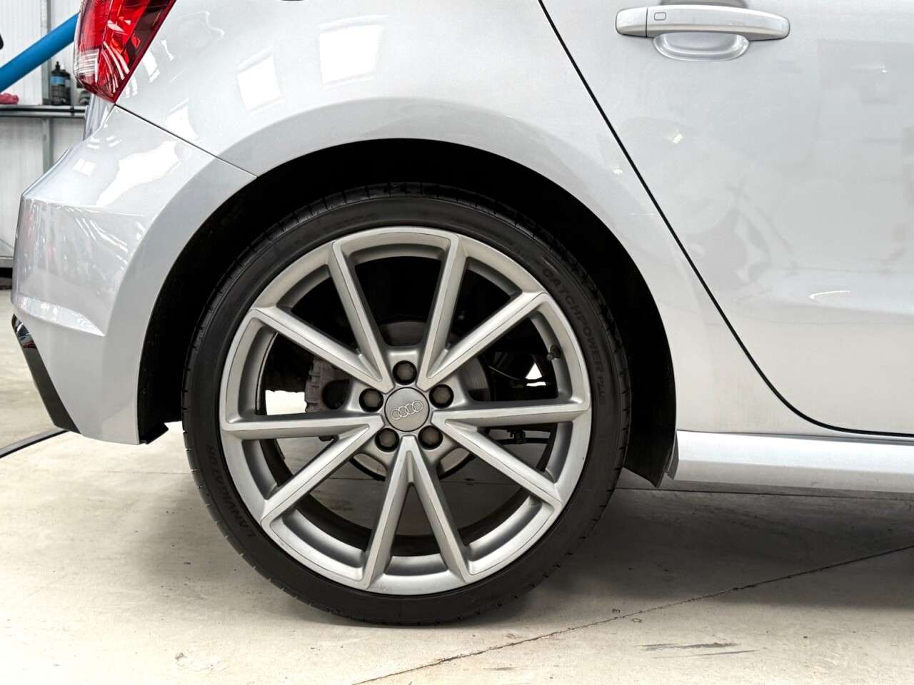 2017 AUDI A1 2017 AUDI A1