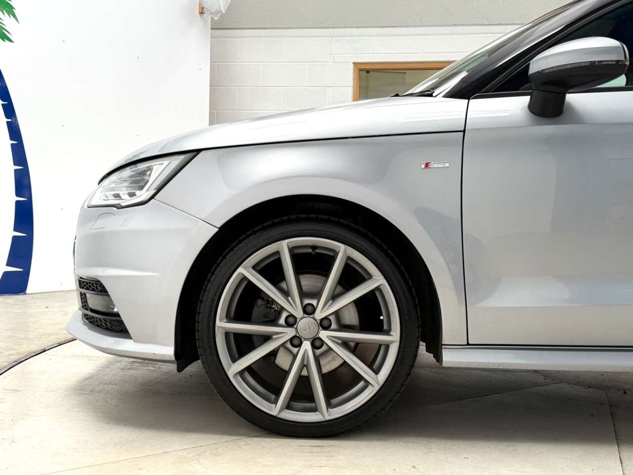 2017 AUDI A1 2017 AUDI A1