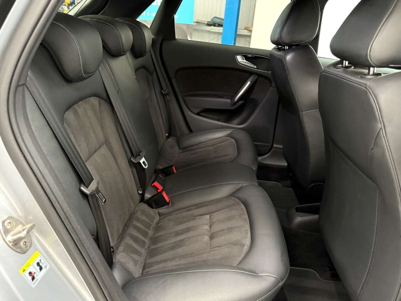 2017 AUDI A1 2017 AUDI A1