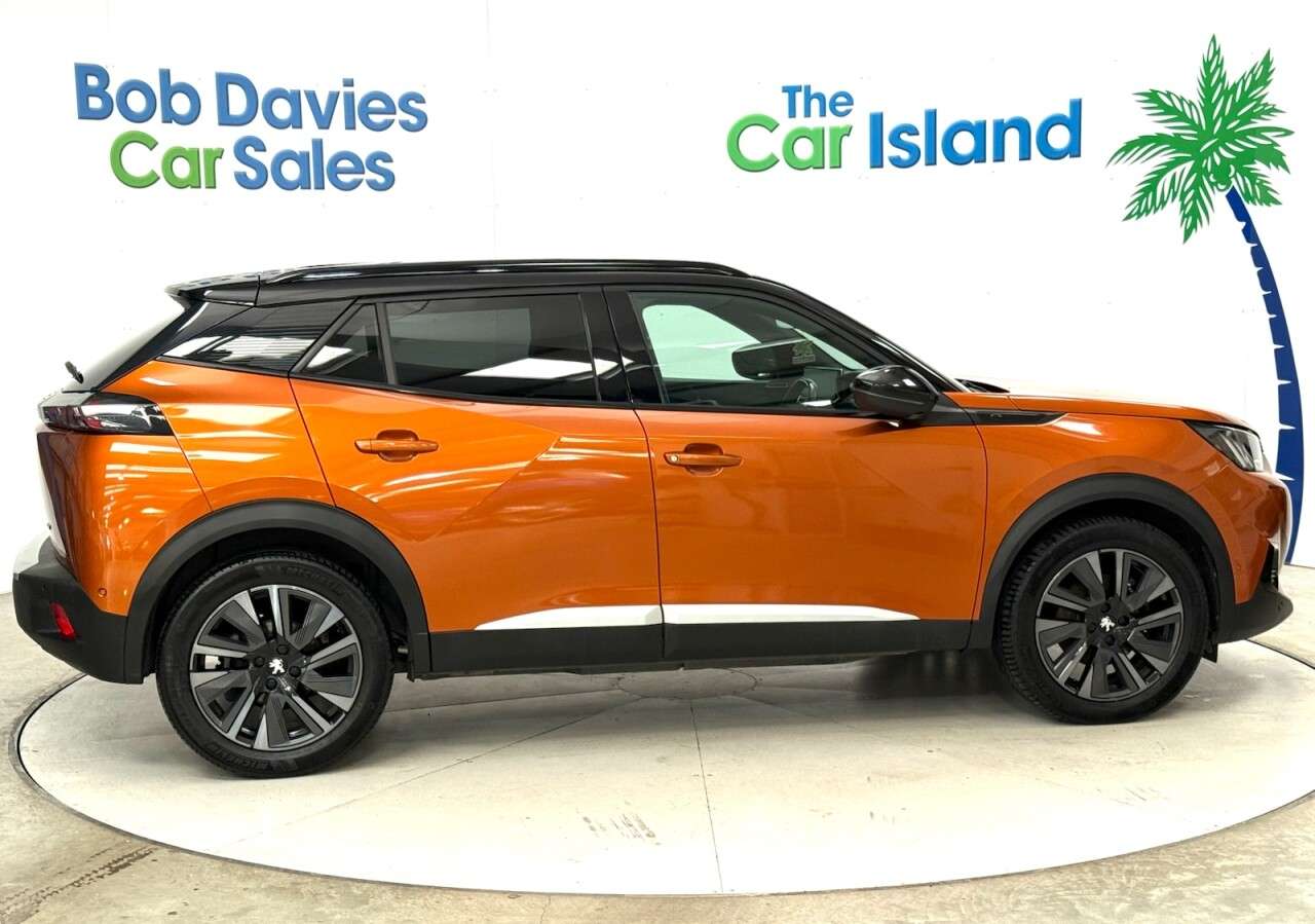 2021 PEUGEOT E-2008 2021 PEUGEOT E-2008