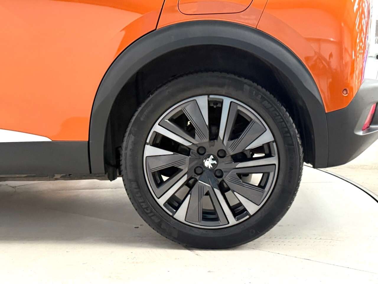 2021 PEUGEOT E-2008 2021 PEUGEOT E-2008