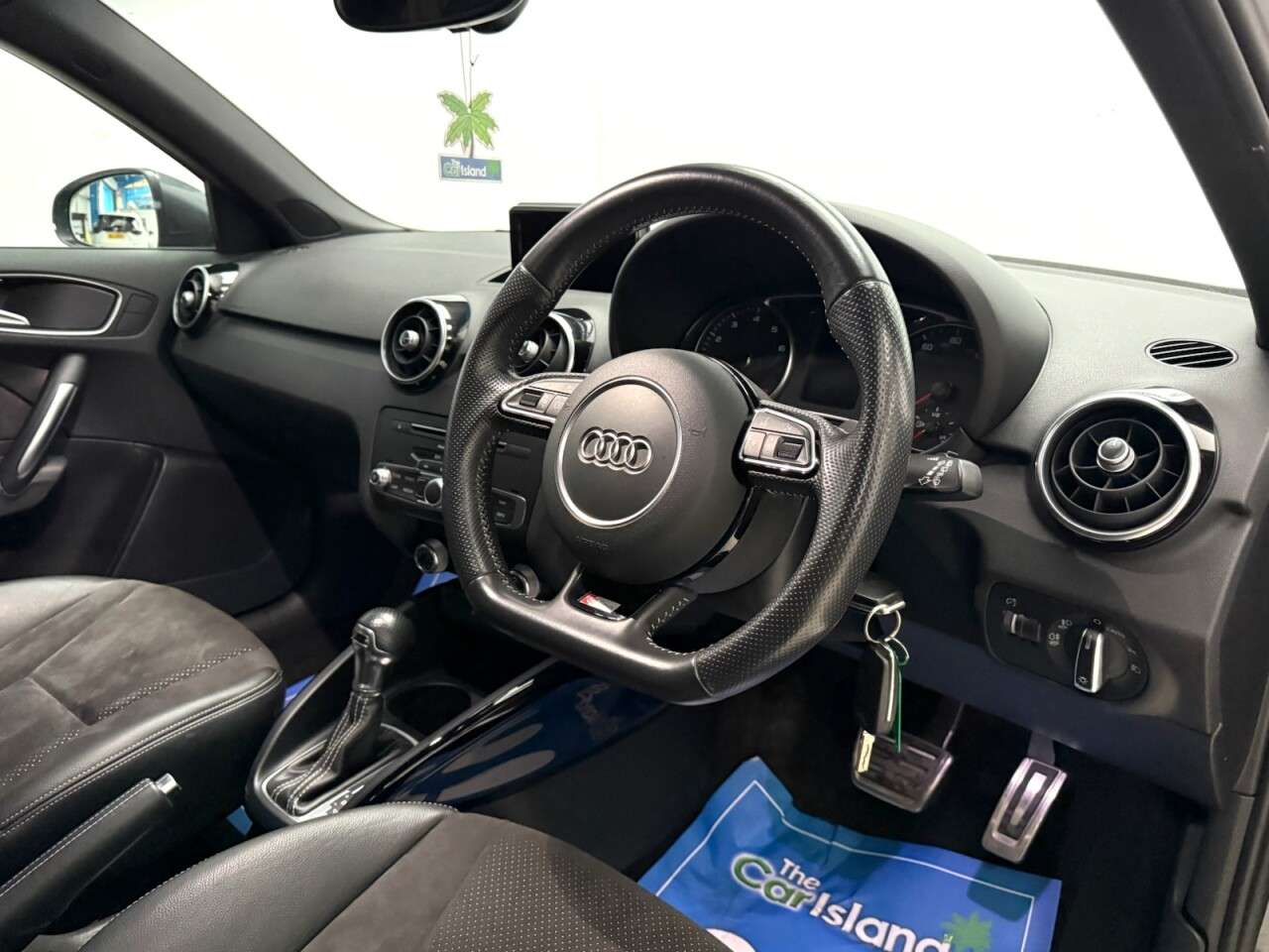 2018 AUDI A1 2018 AUDI A1