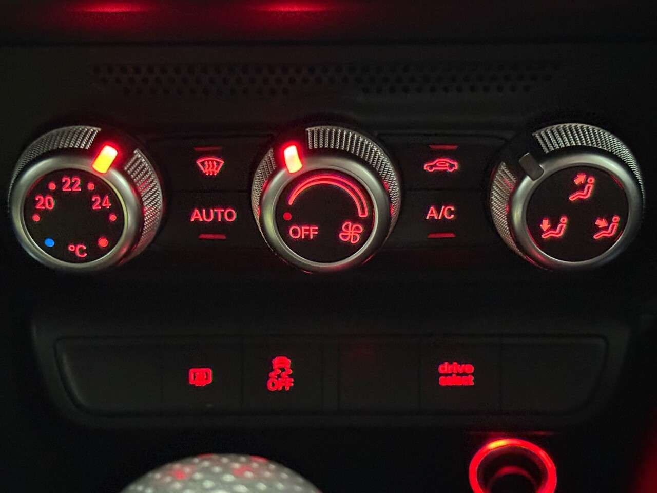 2018 AUDI A1 2018 AUDI A1