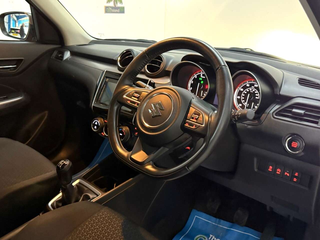 2022 SUZUKI SWIFT 2022 SUZUKI SWIFT