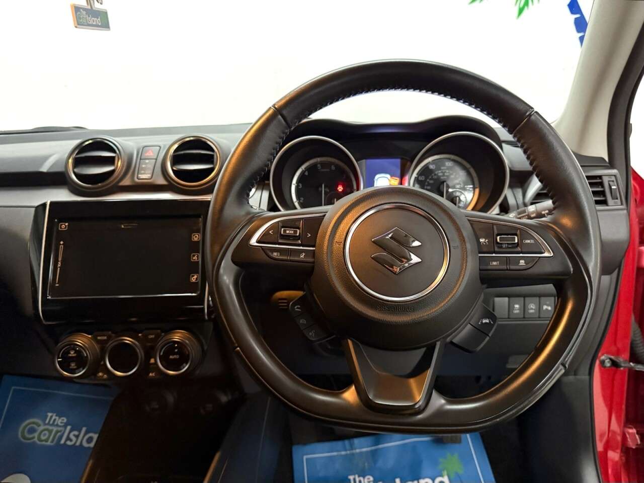 2022 SUZUKI SWIFT 2022 SUZUKI SWIFT