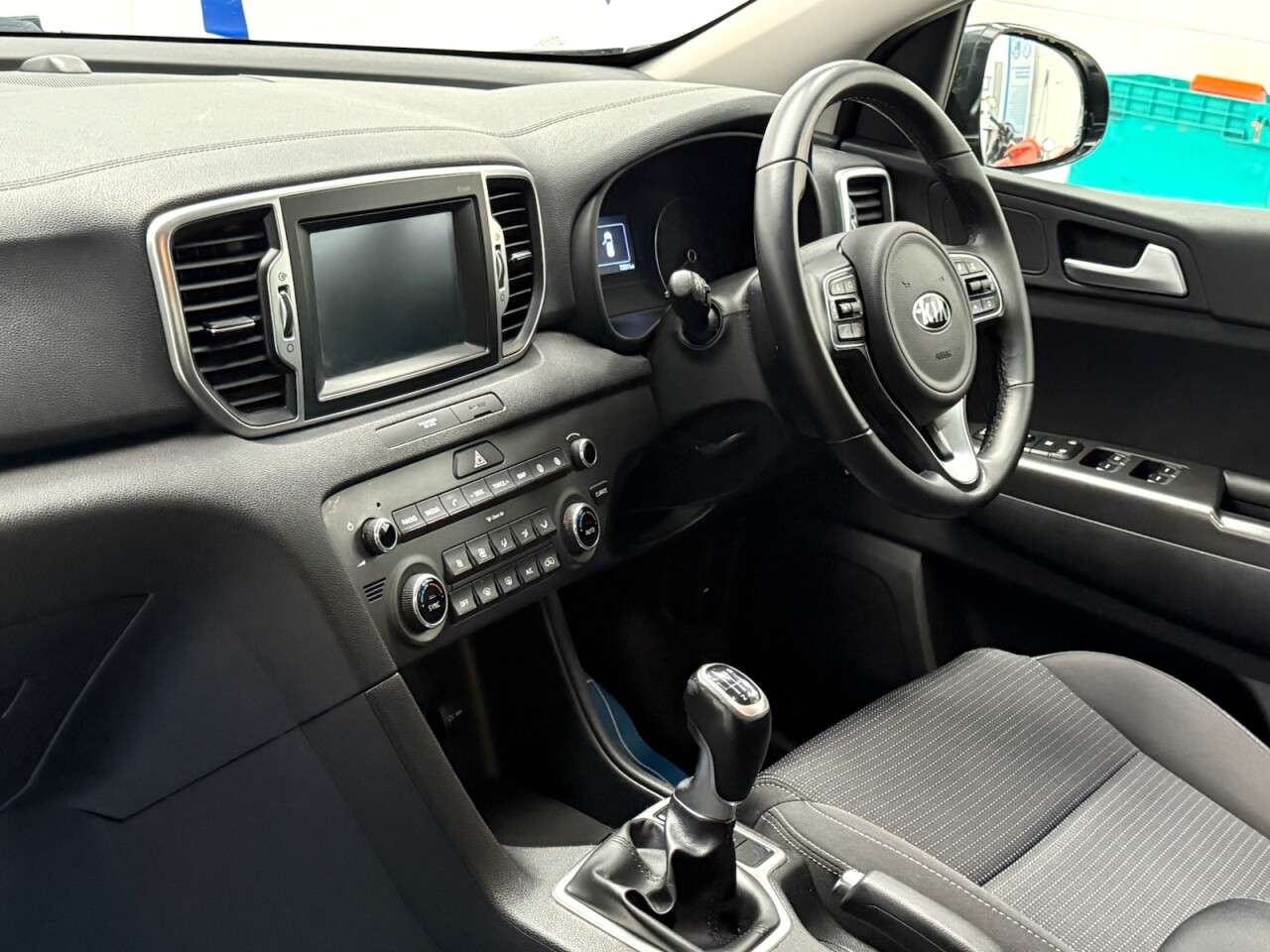 2017 KIA SPORTAGE 2017 KIA SPORTAGE