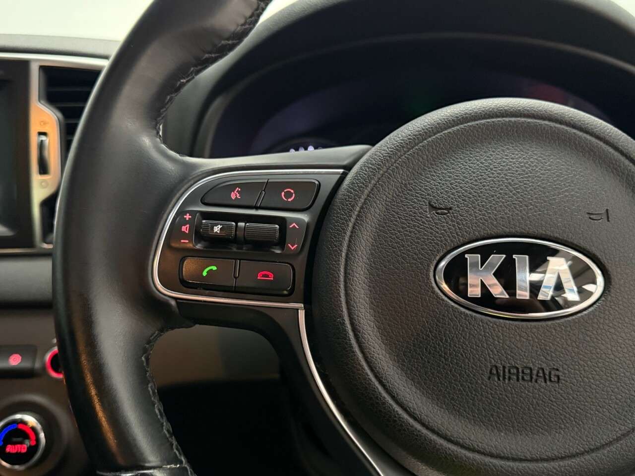 2017 KIA SPORTAGE 2017 KIA SPORTAGE