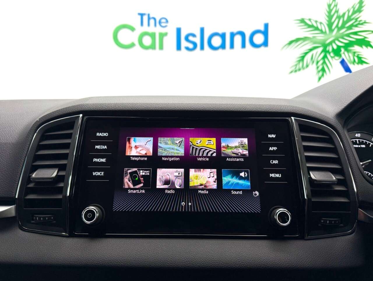 2020 SKODA KAROQ 2020 SKODA KAROQ