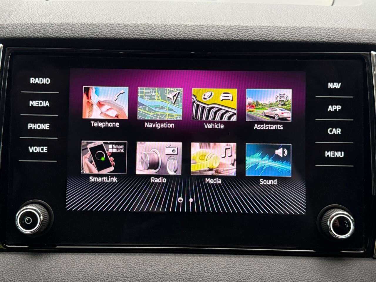 2020 SKODA KAROQ 2020 SKODA KAROQ