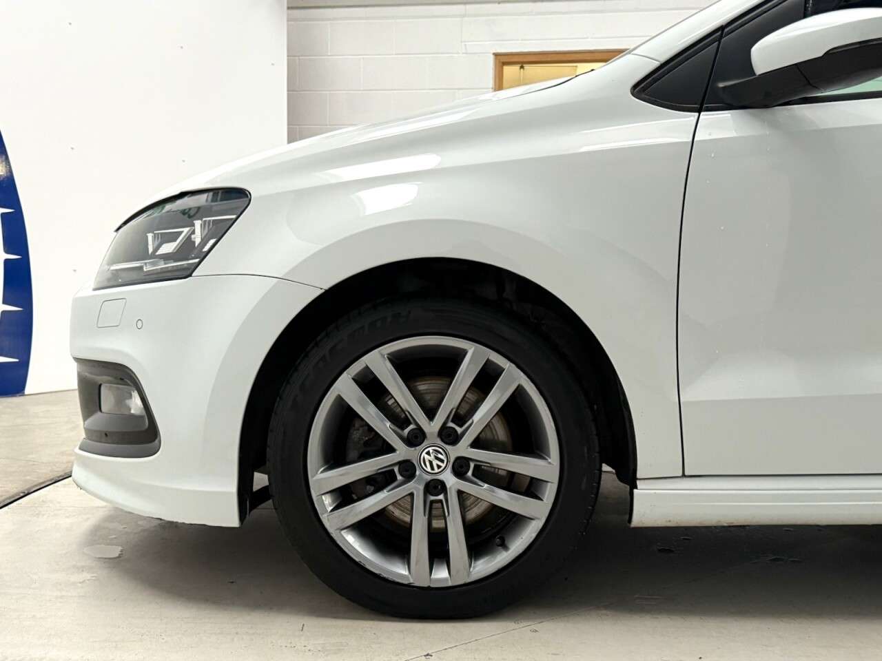 2017 VOLKSWAGEN POLO 2017 VOLKSWAGEN POLO