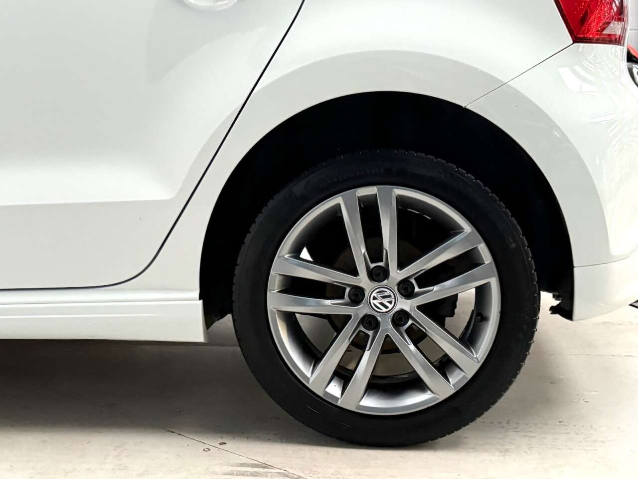 2017 VOLKSWAGEN POLO 2017 VOLKSWAGEN POLO