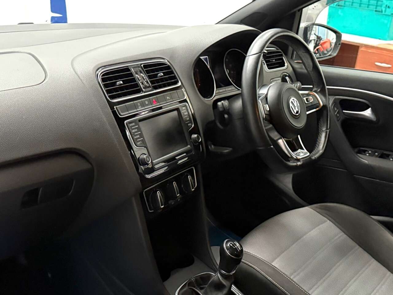 2017 VOLKSWAGEN POLO 2017 VOLKSWAGEN POLO