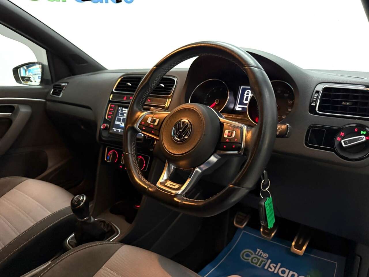 2017 VOLKSWAGEN POLO 2017 VOLKSWAGEN POLO