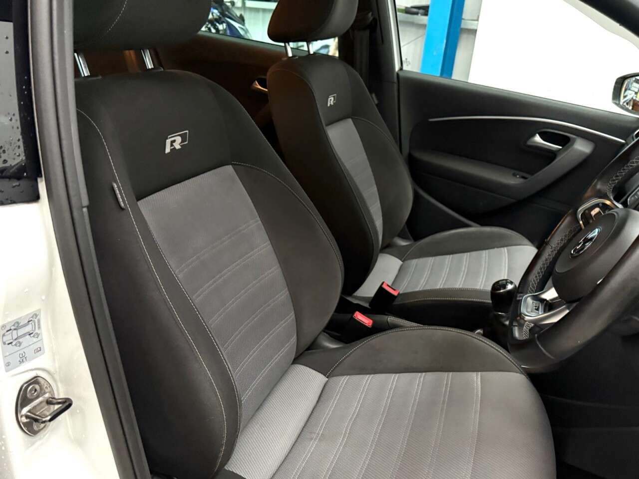 2017 VOLKSWAGEN POLO 2017 VOLKSWAGEN POLO