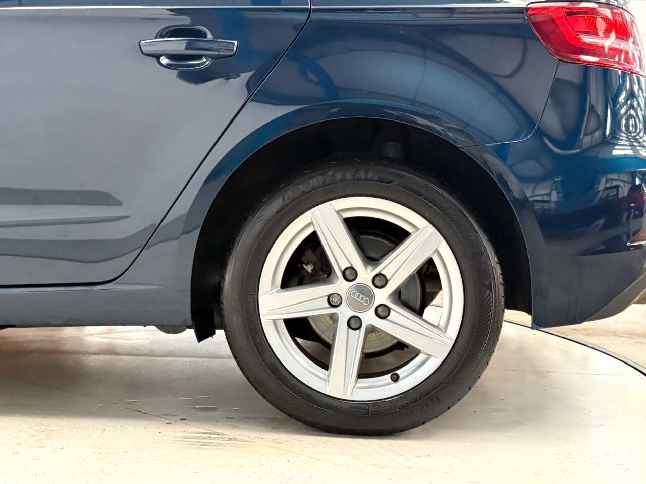 2018 AUDI A3 2018 AUDI A3