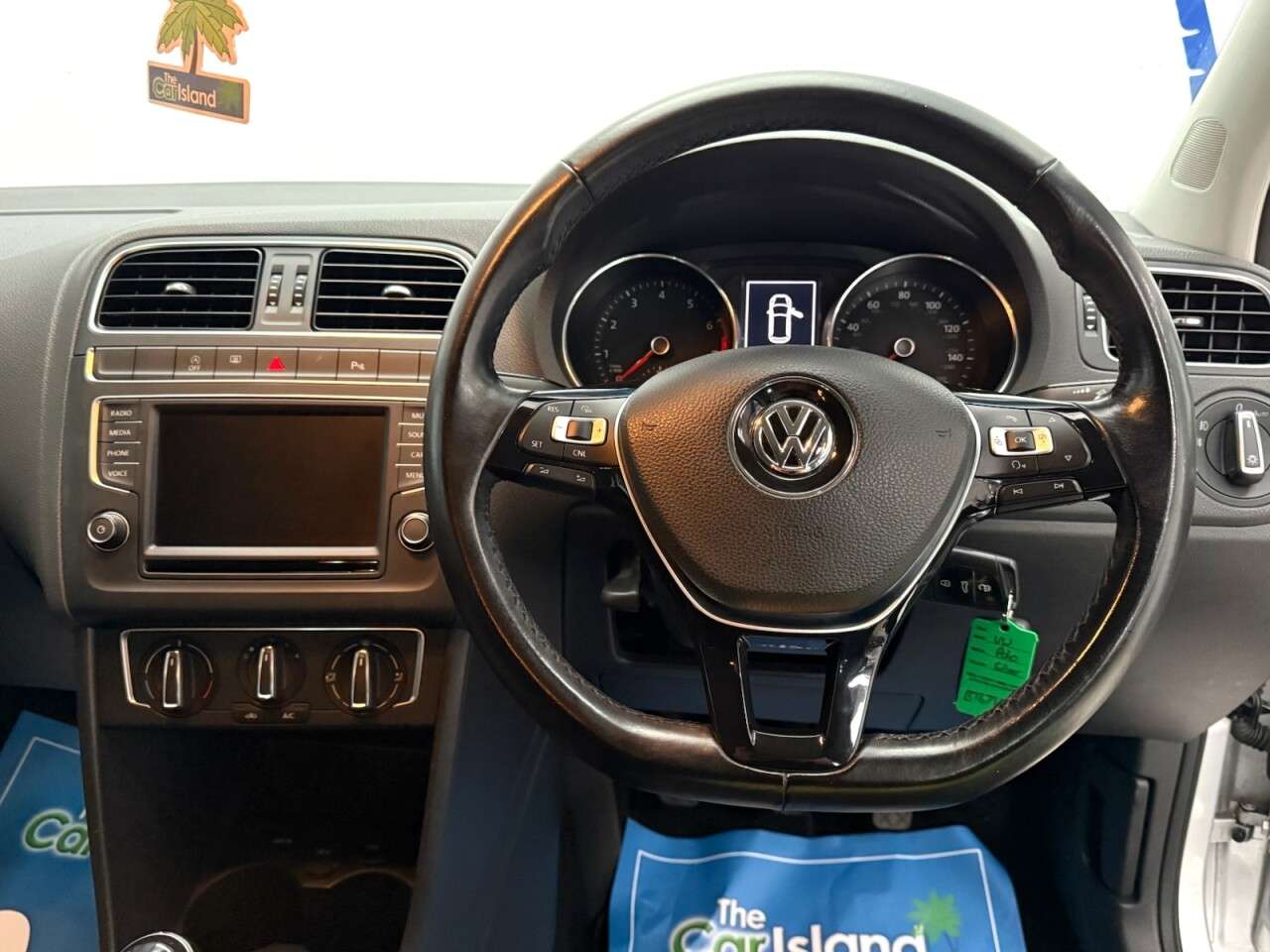 2017 VOLKSWAGEN POLO 2017 VOLKSWAGEN POLO