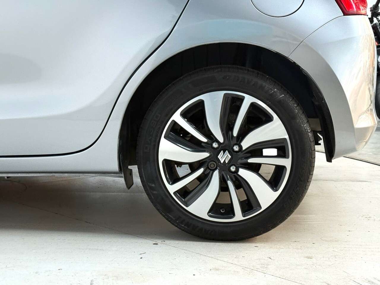 2018 SUZUKI SWIFT 2018 SUZUKI SWIFT