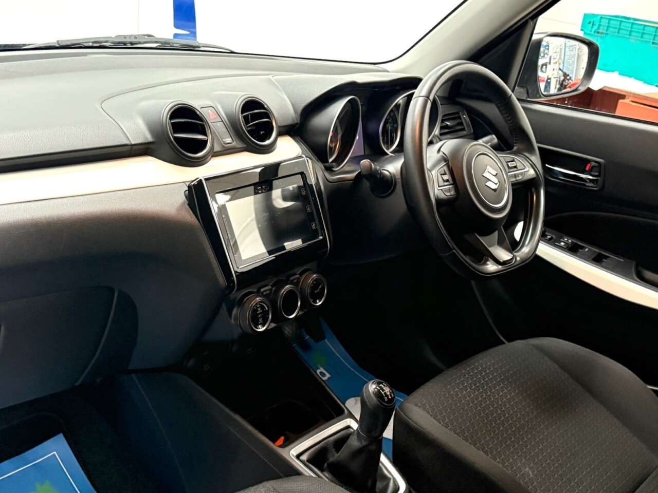 2018 SUZUKI SWIFT 2018 SUZUKI SWIFT