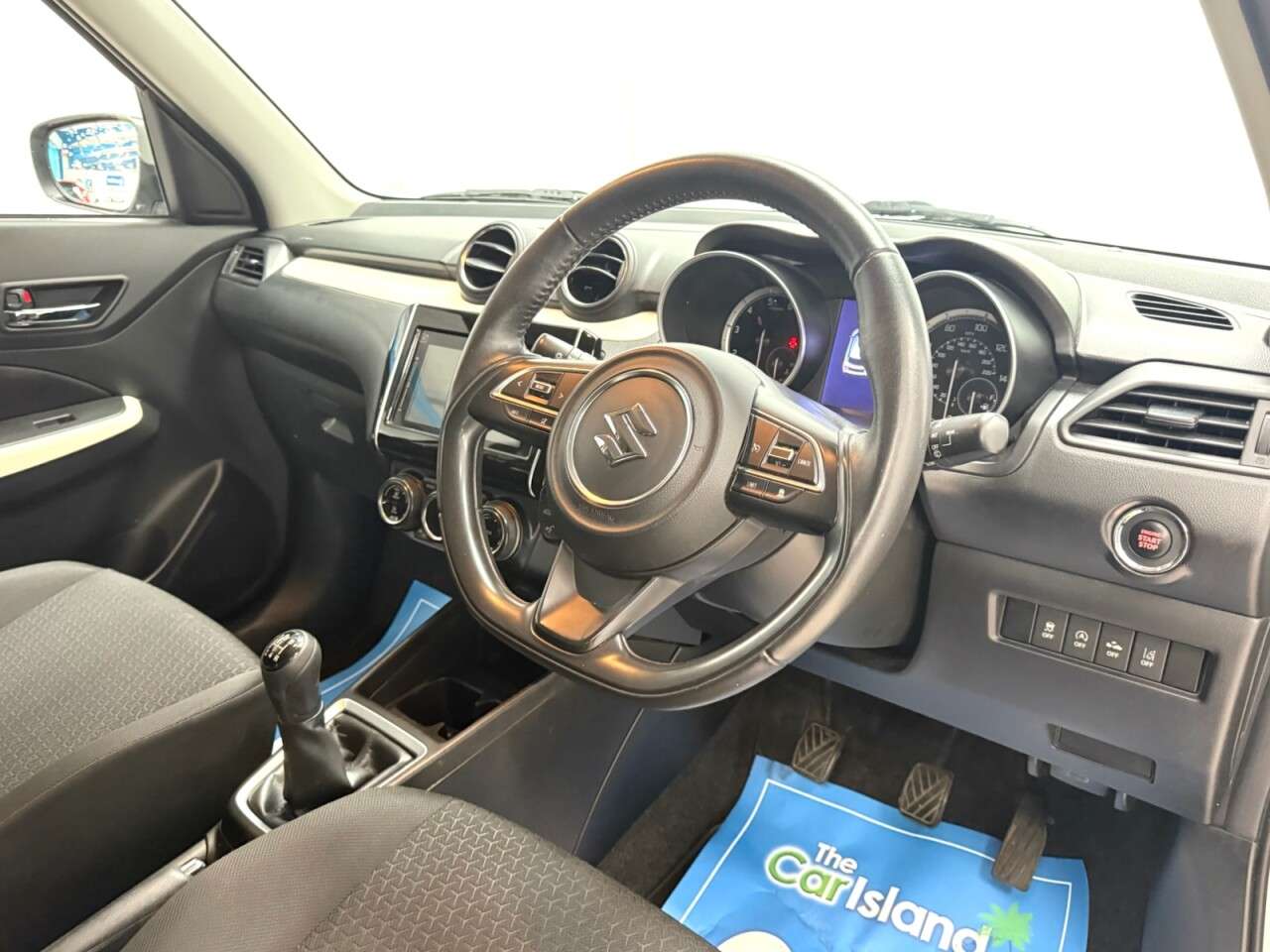 2018 SUZUKI SWIFT 2018 SUZUKI SWIFT