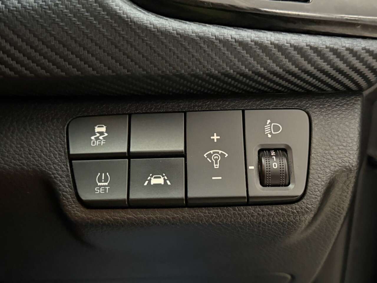 2020 KIA RIO 2020 KIA RIO