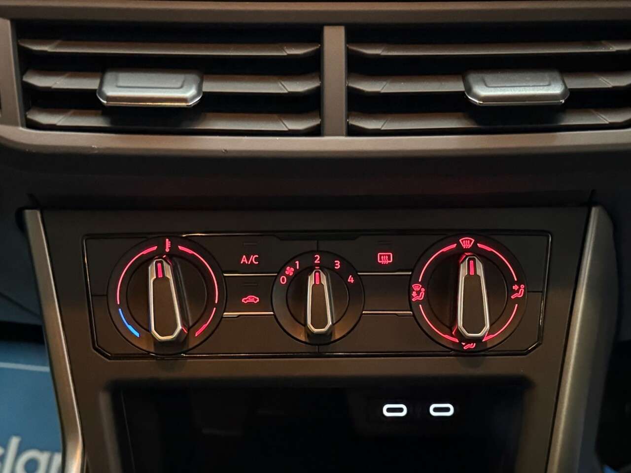 2020 VOLKSWAGEN POLO 2020 VOLKSWAGEN POLO