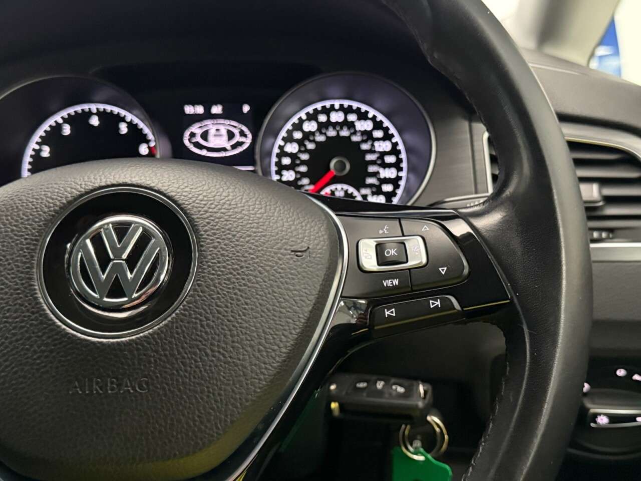 2020 VOLKSWAGEN GOLF SV 2020 VOLKSWAGEN GOLF SV