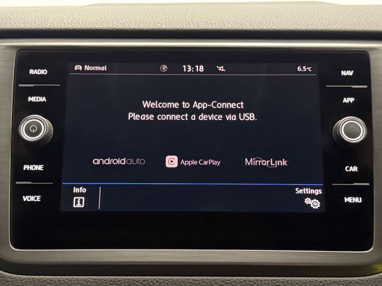 2020 VOLKSWAGEN GOLF SV 2020 VOLKSWAGEN GOLF SV