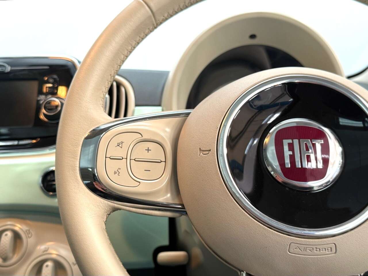 2016 FIAT 500 2016 FIAT 500