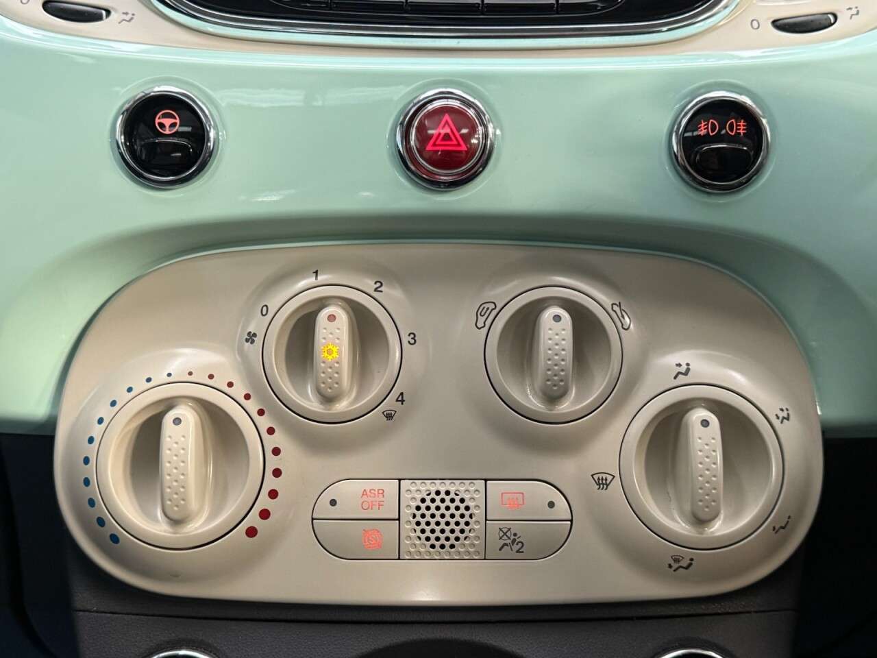 2016 FIAT 500 2016 FIAT 500