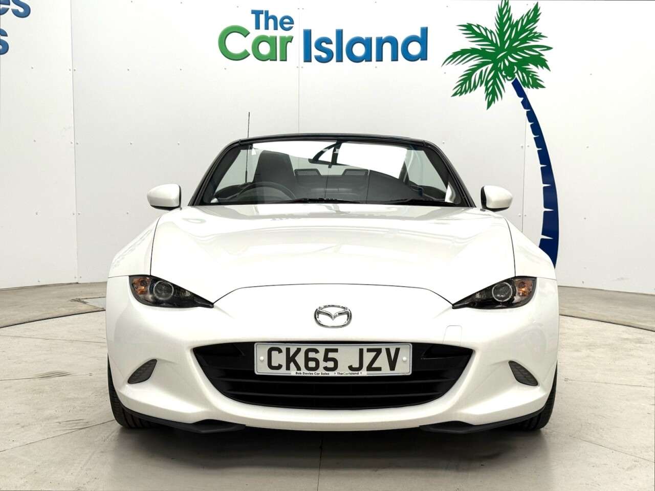 2015 MAZDA MX-5 2015 MAZDA MX-5
