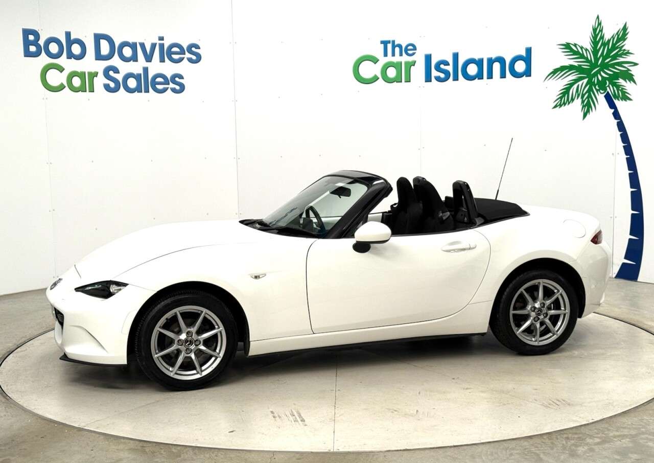 2015 MAZDA MX-5 2015 MAZDA MX-5