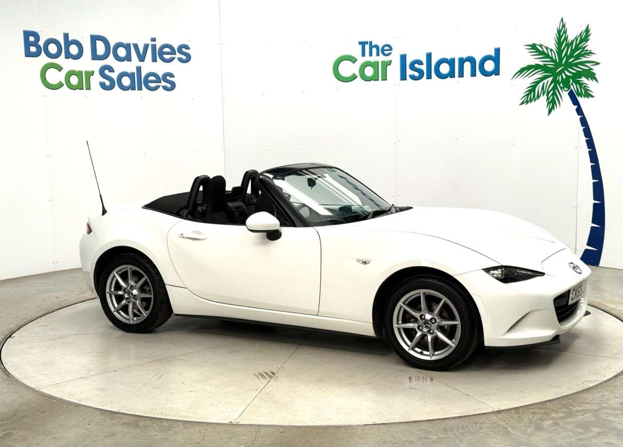 2015 MAZDA MX-5 2015 MAZDA MX-5