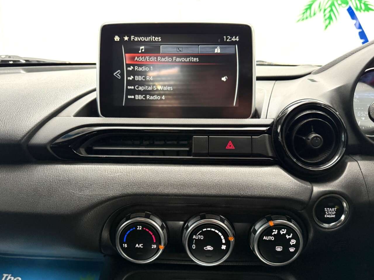 2015 MAZDA MX-5 2015 MAZDA MX-5