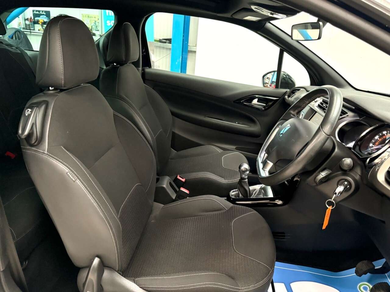 2018 DS AUTOMOBILES DS 3 CABRIO 2018 DS AUTOMOBILES DS 3 CABRIO