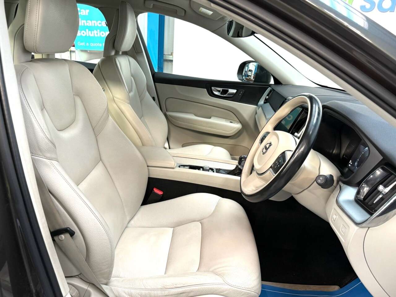 2018 VOLVO XC60 2018 VOLVO XC60