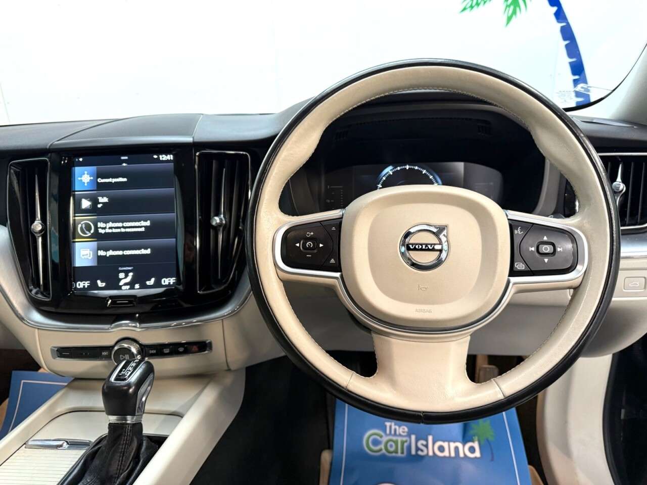 2018 VOLVO XC60 2018 VOLVO XC60